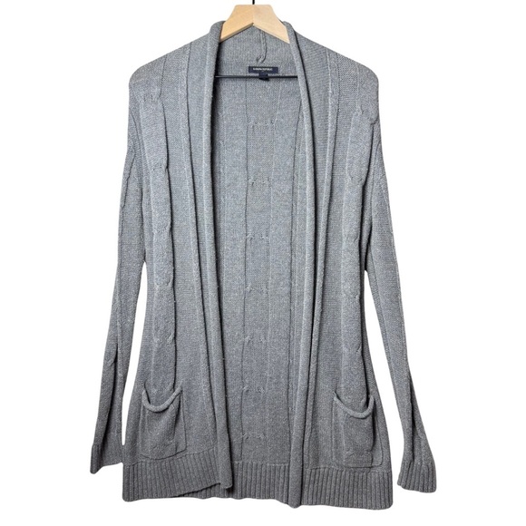 Banana Republic Women’s Gray Cable Knit Cardigan Sweater Pockets size M - Picture 1 of 10